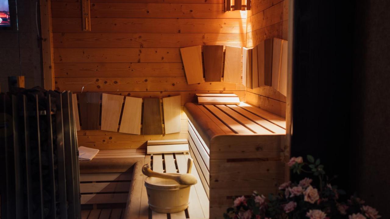 ホテルWellness Relax - Luxusni プラハ エクステリア 写真