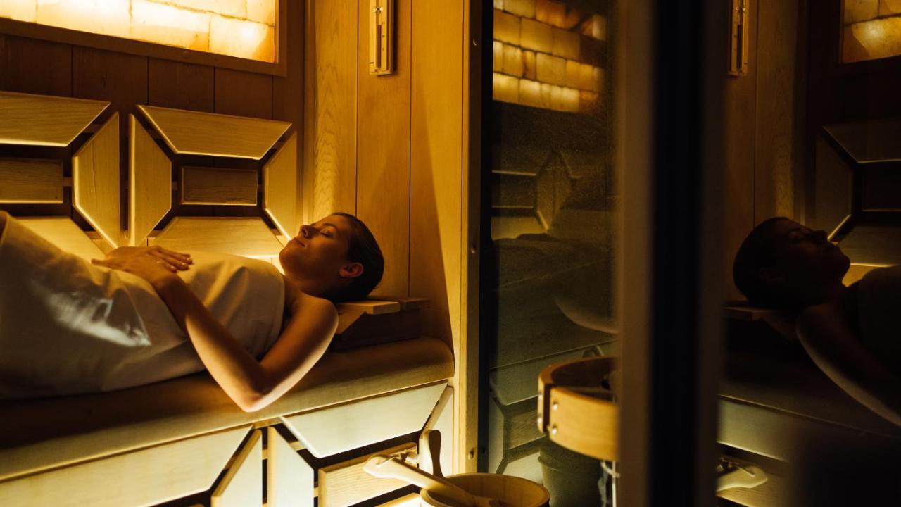 ホテルWellness Relax - Luxusni プラハ エクステリア 写真